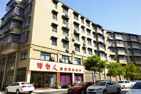 翰林苑3室2厅2卫69.9万114m2毛坯房出售